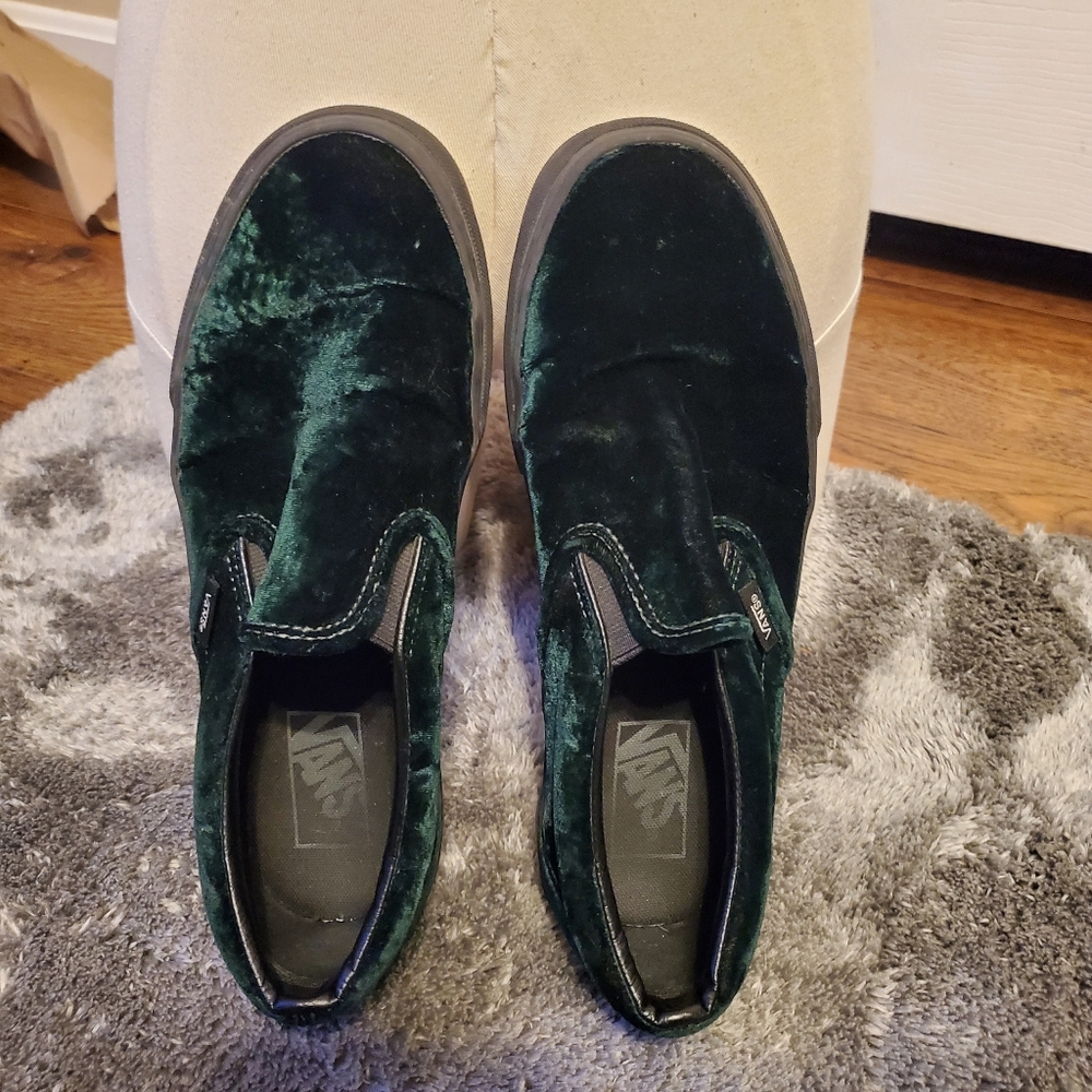 W Size 9 Green Crushed Velvet Vans